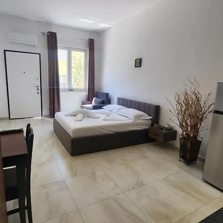 Aparthotel Zzz Golem (Tirana)