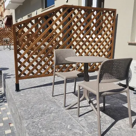 Zzz Aparthotel 4*